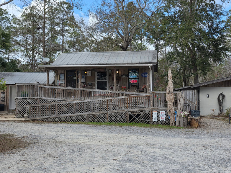 Howard Creek Store